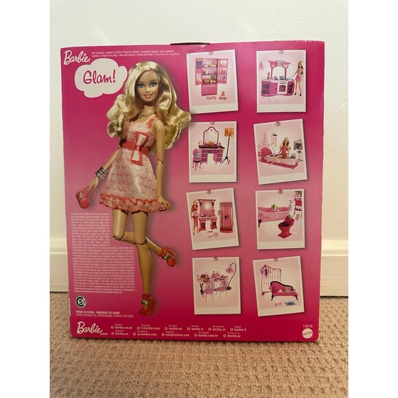 NRFB Vintage Barbie Glam Doll & Couch Playset 2009 Mattel Pink - Picture 3 of 4